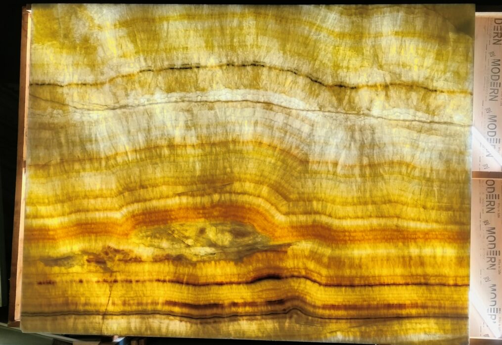 7 ROSE ONYX