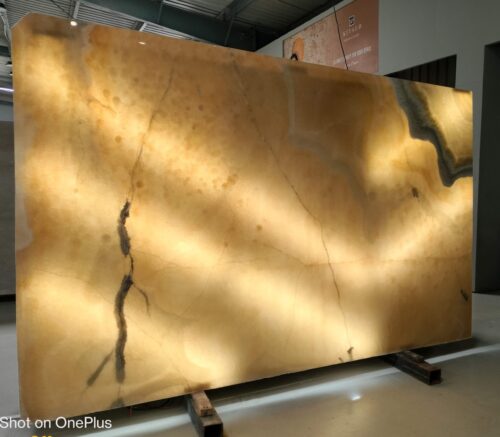 ALFANZO ONYX
